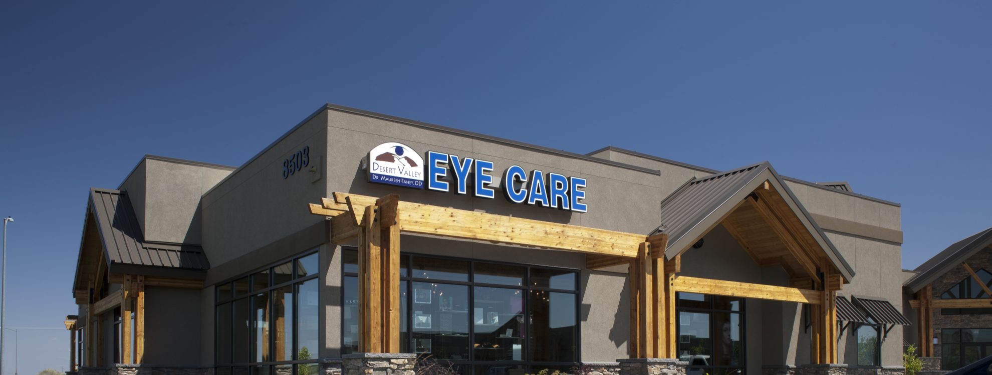 Front of the office building of Desert Valley Eye Care